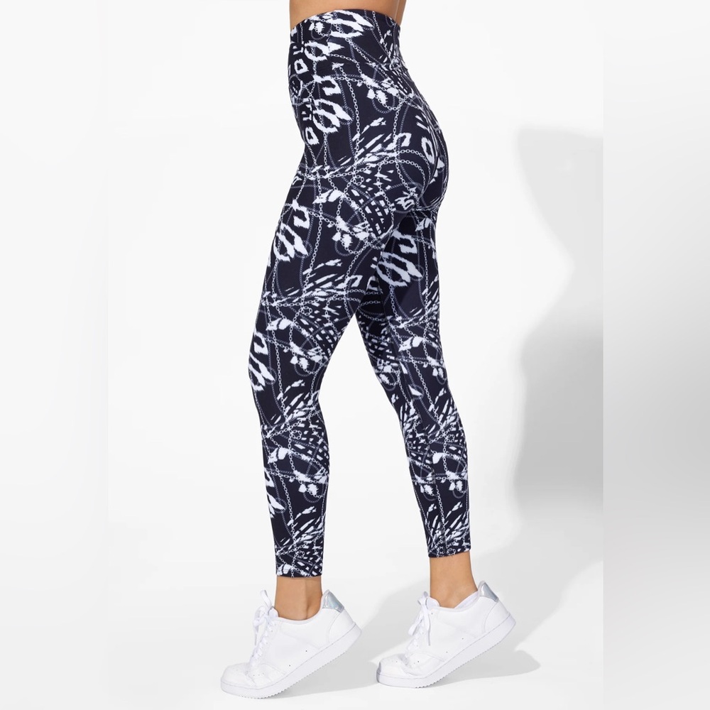 EleVen by Venus Williams 90's Girl Black & White Chain Compression 7/8 Legging M - Picture 3 of 9